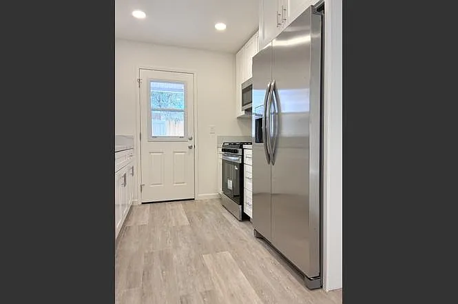 5178 Bowden Ave — Photo 8