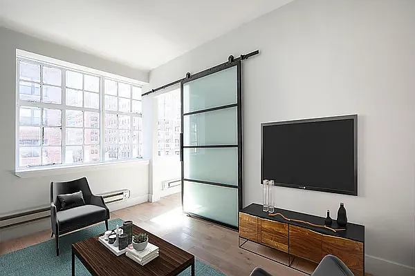 Rented by R New York | media 20