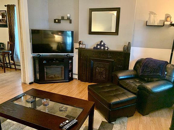 4th image of 18 1st St #1