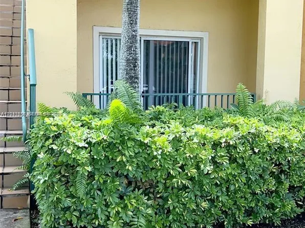 7350 NW 114th Ave APT 103, Doral, FL 33178