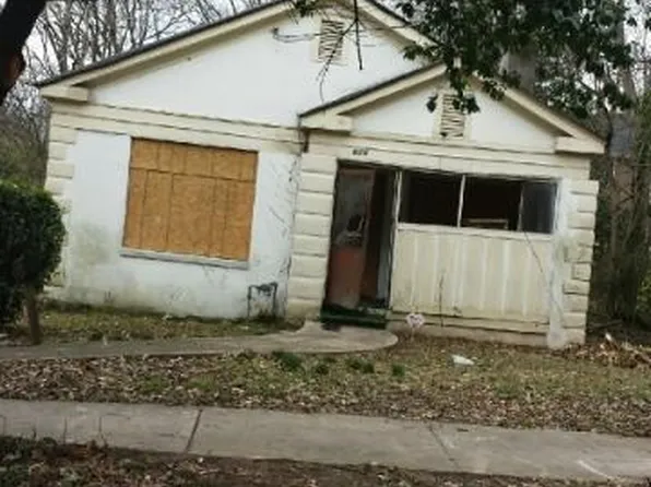 626 Paines Ave NW, Atlanta, GA 30318