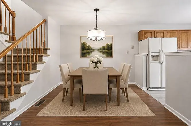362 Hamilton Dr — Photo 5