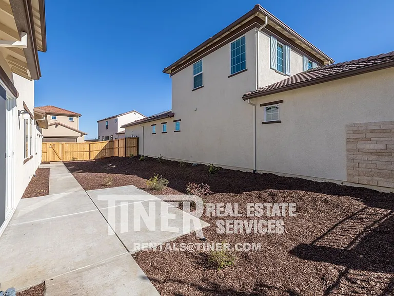 7941 Titan Dr — Photo 8