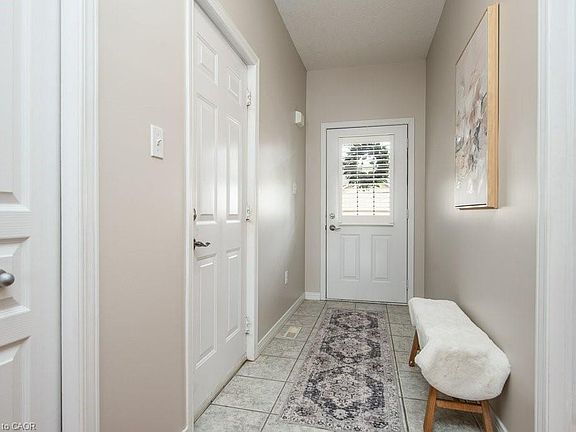 3rd image of 900 Doon Village Rd #3