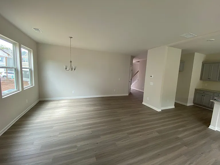 324 Aimes Dr — Photo 9