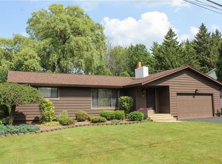 116 Kennedy Ln, North Syracuse, NY 13212
