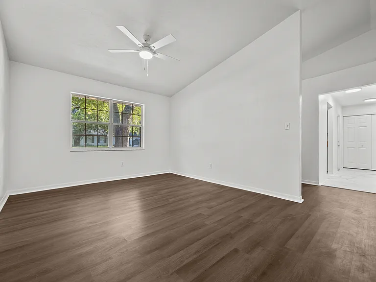 25321 SW 17th Ave — Photo 23