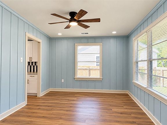 3rd image of 4621 Gallatin St