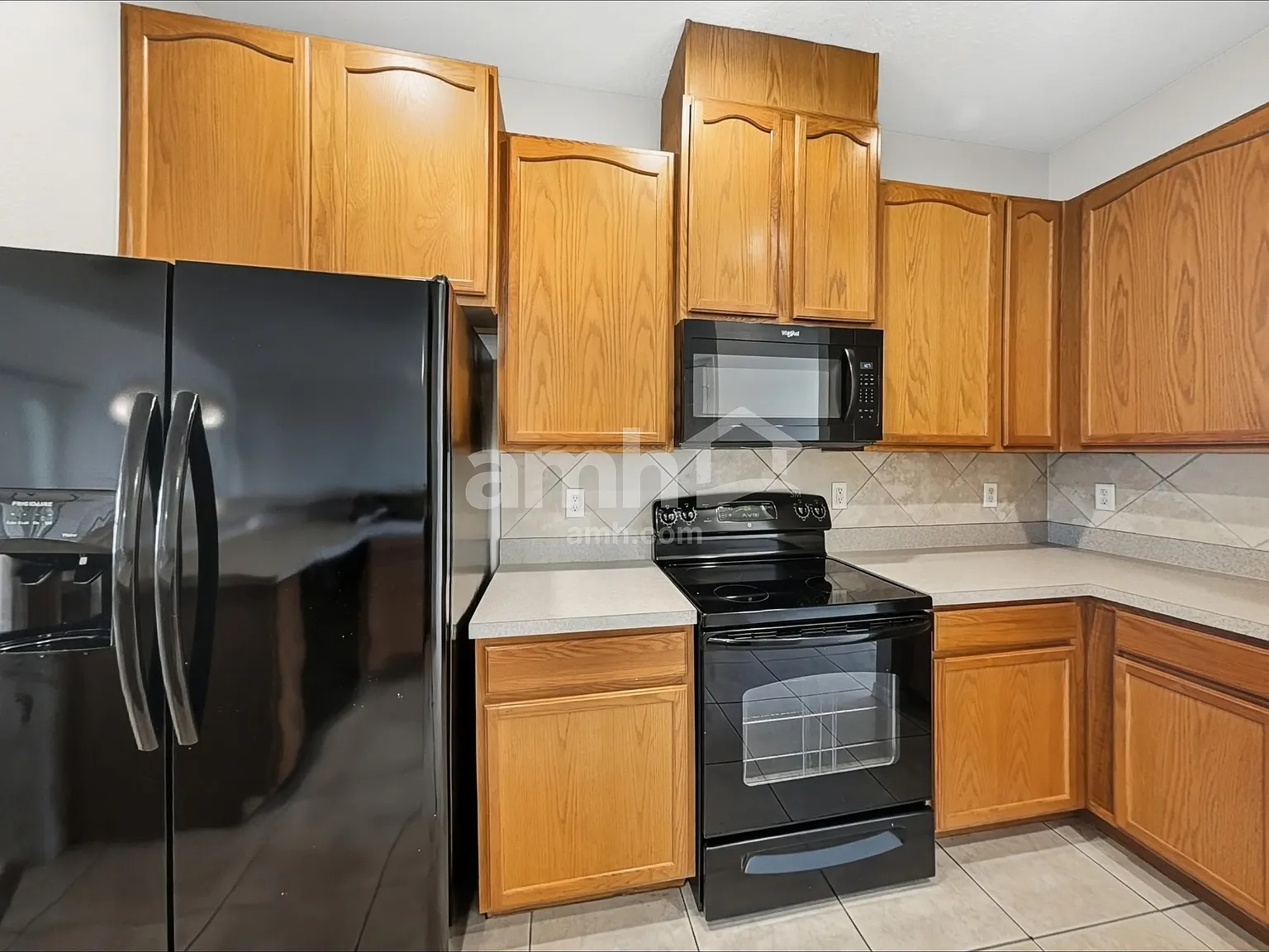 4 bed, 3.0 bath, 2360 sqft, $3,045 — Photo 3