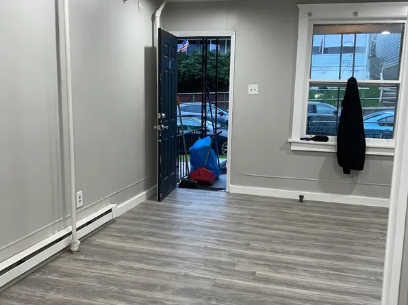 50 N Sherman St APT 2, Wilkes Barre, PA 18702