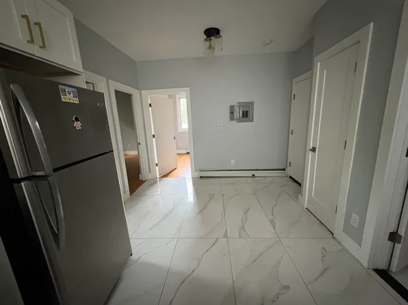 85 West 25th Street image 5 of 9