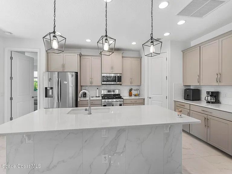 3089 Ribbon Grass Dr — Photo 9
