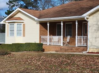 210 Oak Forest Ln, Warner Robins, GA 31088