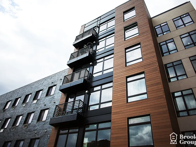 690 Bushwick Ave #3B — Photo 10