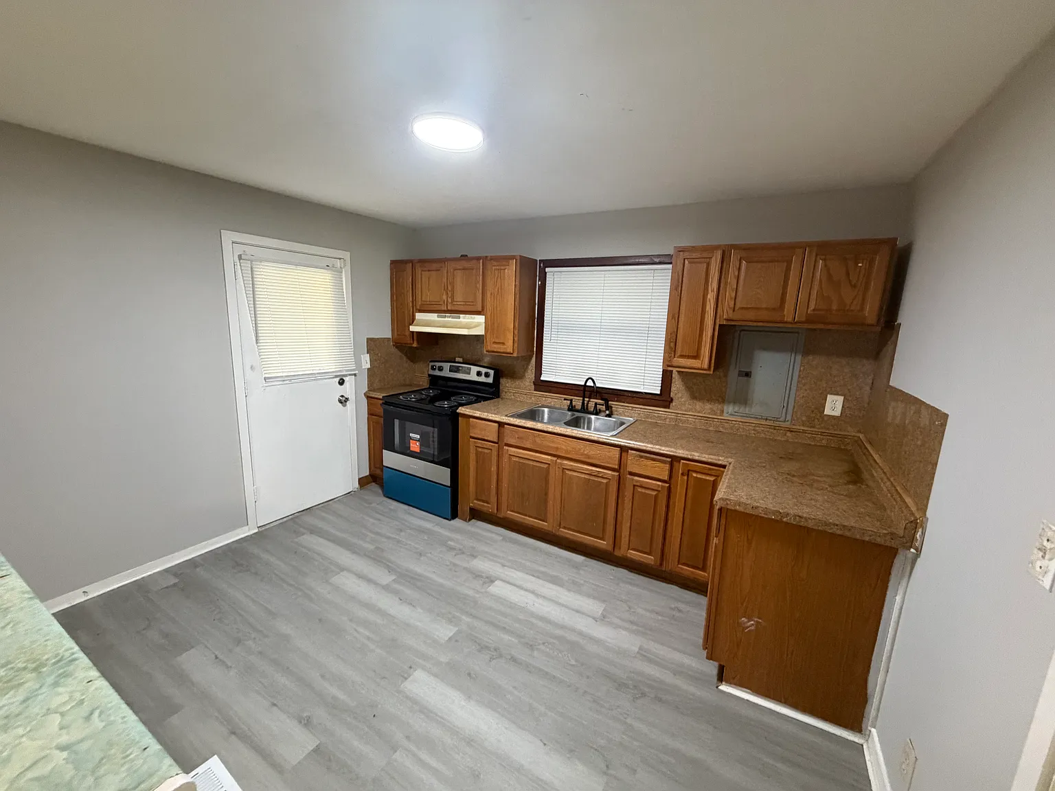 3 bed, 1225 sqft, $1,500 — Photo 4