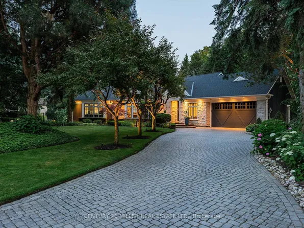 2348 Carrington Pl, Oakville, ON L6J 5P4