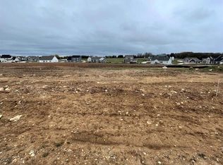 N58W27309 Orchard Hill Ct, Sussex, WI 53089