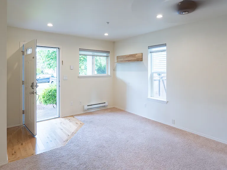 24353 NE 101st Ct — Photo 4