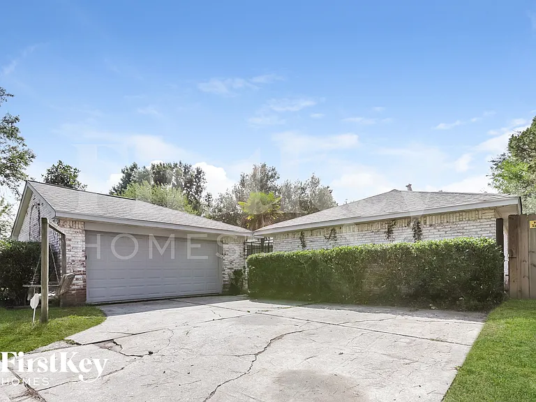 22403 Ivygate Dr — Photo 2
