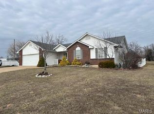 11 Fire Oak Ct, Troy, MO 63379