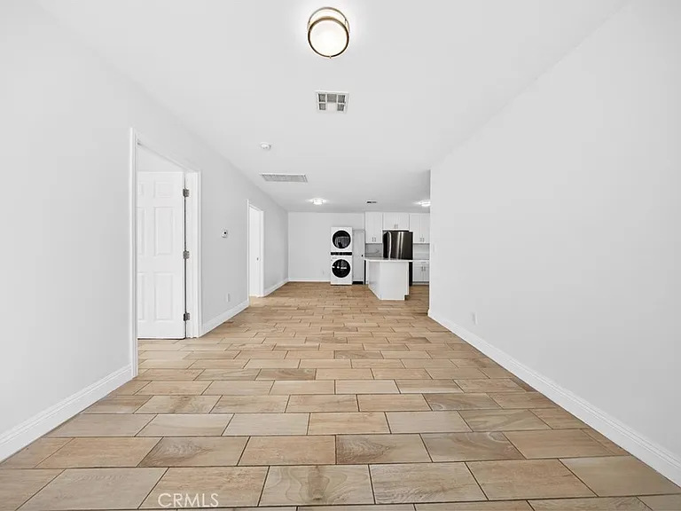 6904 N McLennan Ave — Photo 12