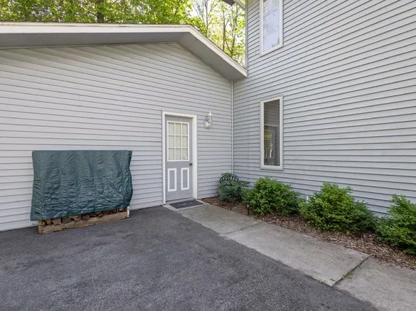 7733 Sleepy Hollow Rd, Egg Harbor, WI 54209