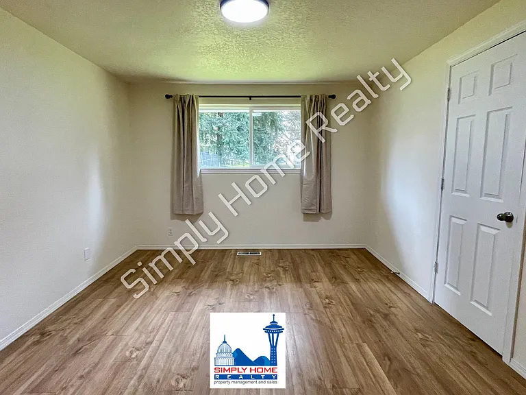 4435 Ruddell Rd SE — Photo 11