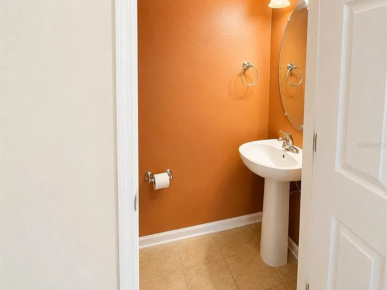 10222 Pink Palmata Ct — Photo 7
