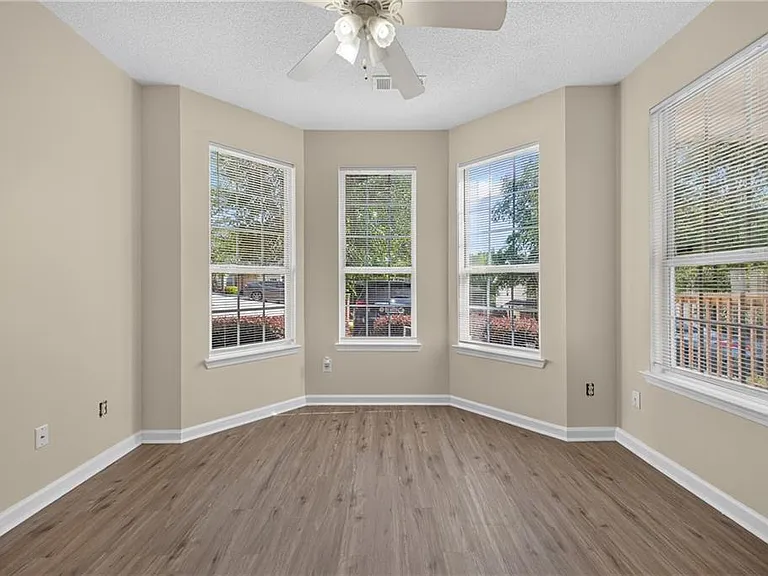 1471 Riverrock Trl — Photo 8