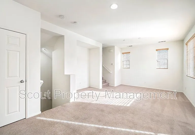 31190 Strawberry Tree Ln — Photo 4