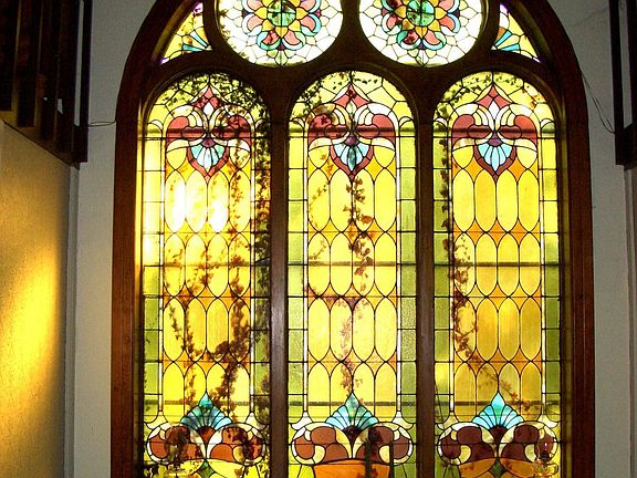1 of 2 big windows