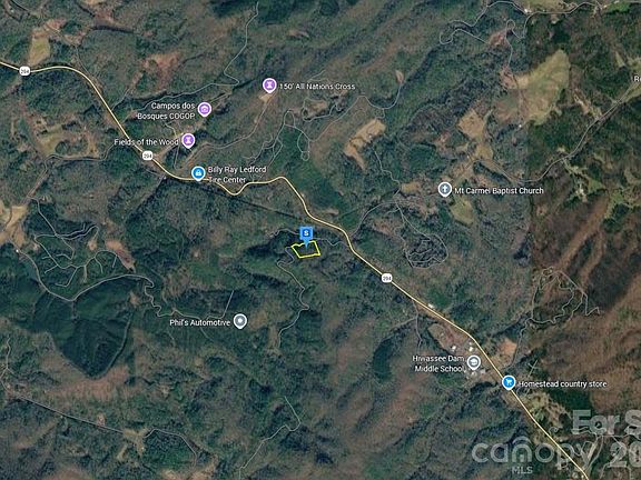 3rd image of 301 Trail Rd