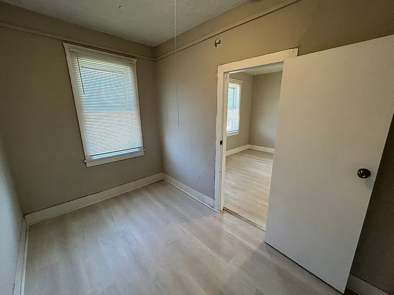 6818 Morgan Ave — Photo 9