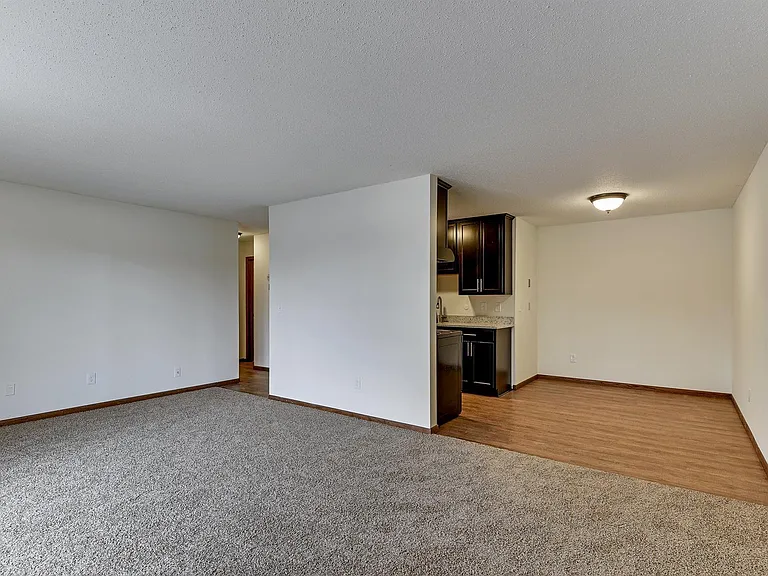 Rosetree Apartments — Photo 4