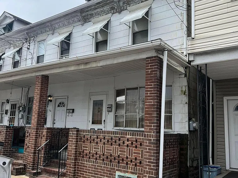 62 Valley St — Photo 3