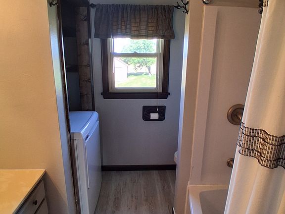 5th image of 1147 Cove Lane Rd