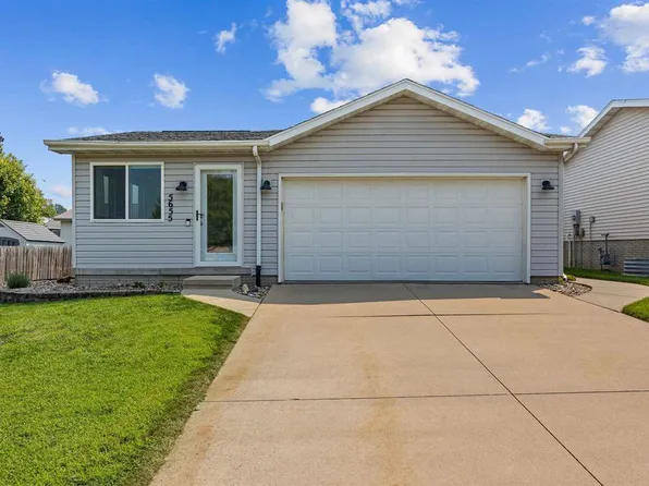 5655 Deerwood St SW, Cedar Rapids, IA 52404