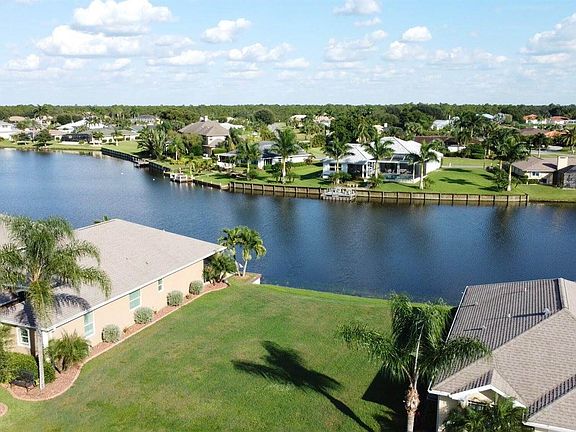 3rd image of 12750 Lake Side Dr SW