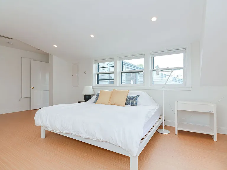 37 Rocky Neck Ave #A — Photo 29