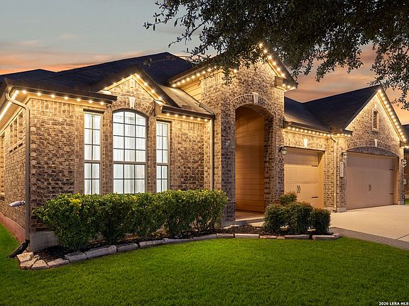 2nd image of 3155 Sunset Cove
