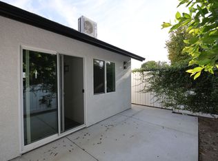 19037 Sylvan St #19039, Reseda, CA 91335