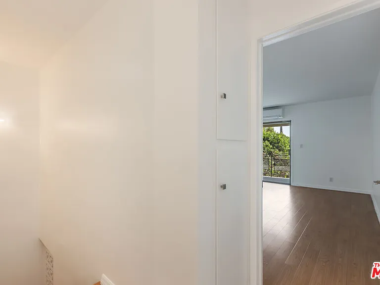 1411 N Harper Ave #6 — Photo 26