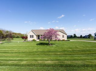 2737 Kelley Ln NE, Lancaster, OH 43130