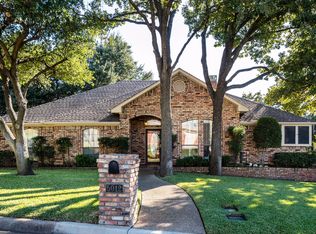 5012 Buckboard Rd, Arlington, TX 76017
