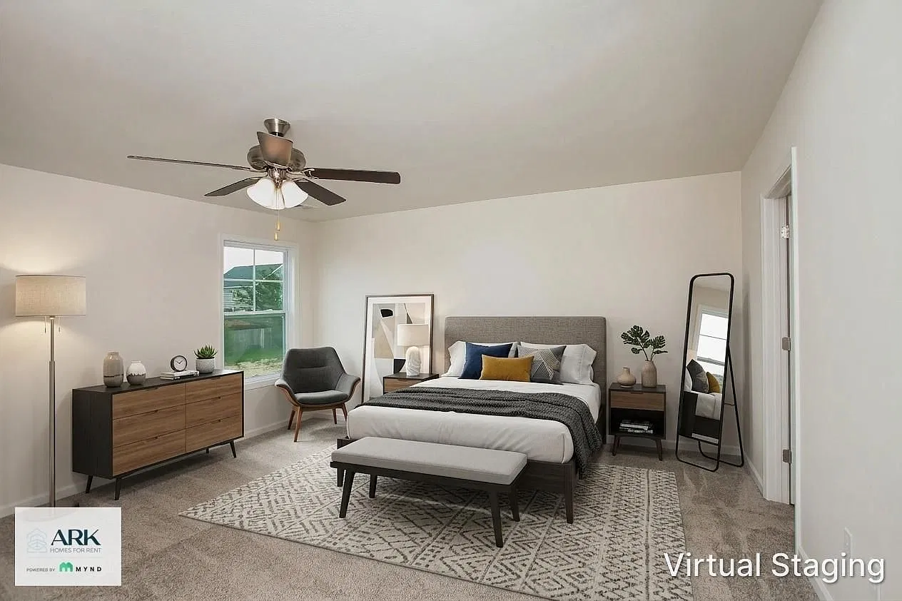 4 bed, 2.0 bath, 1900 sqft, $1,915 — Photo 3