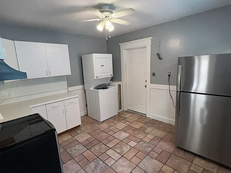 75 Concord St #2 — Photo 3