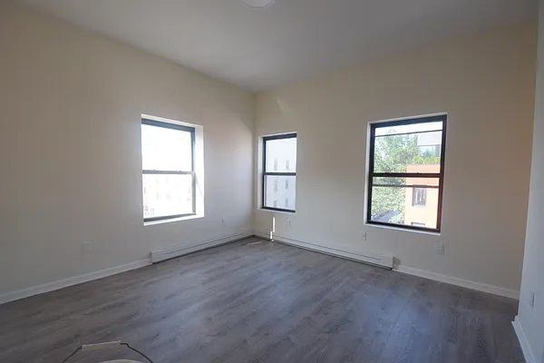 Rented by Douglas Elliman | media 3