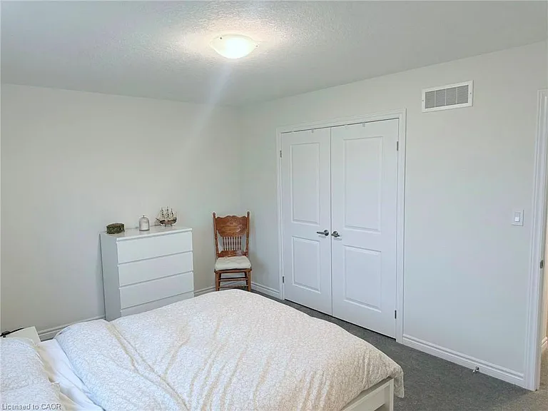 359 Benninger Dr — Photo 7