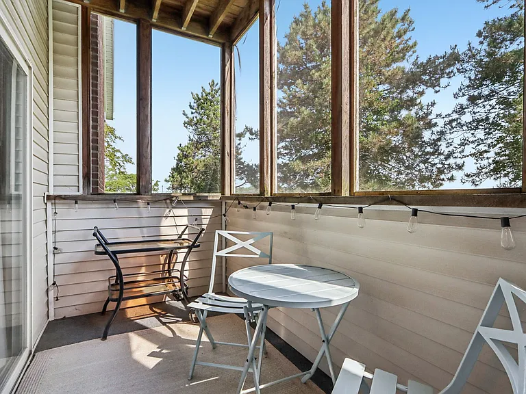 Washington Village Apartments — Photo 8