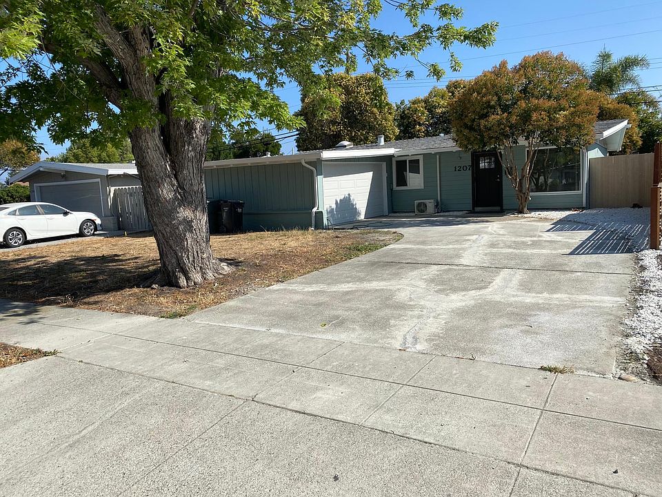 1st image of 1207 Torrance Ave